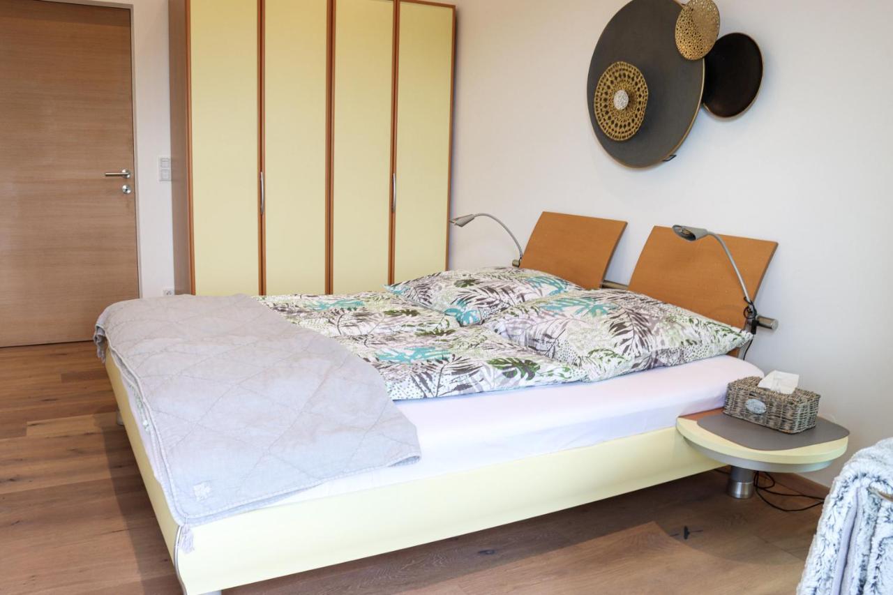 Moderne Ferienwohnung Naehe Bad Griesbach, Haarbach Exteriér fotografie